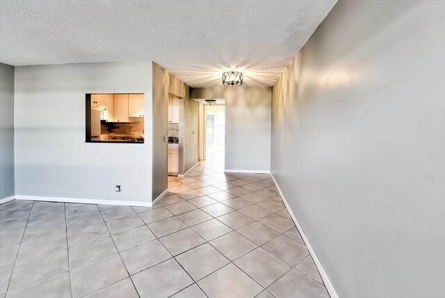 22 Kent B, West Palm Beach, FL 33417