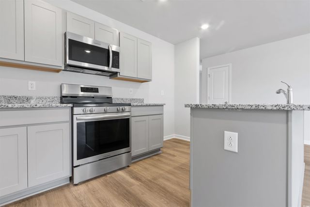 32 Cape Point Dr., Conway, SC 29527