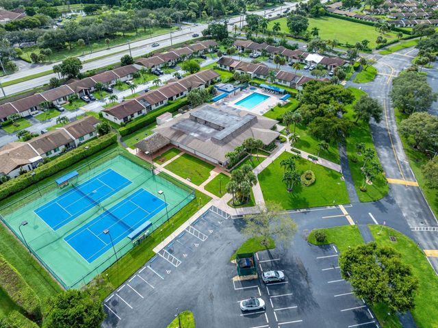 15683 Bottlebrush Circle, Delray Beach, FL 33484