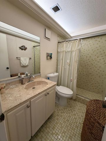 15683 Bottlebrush Circle, Delray Beach, FL 33484