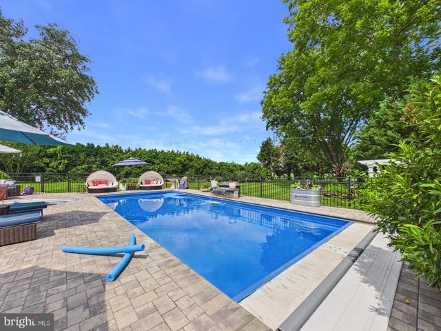 26285 BROADKILL RD, Milton, DE 19968