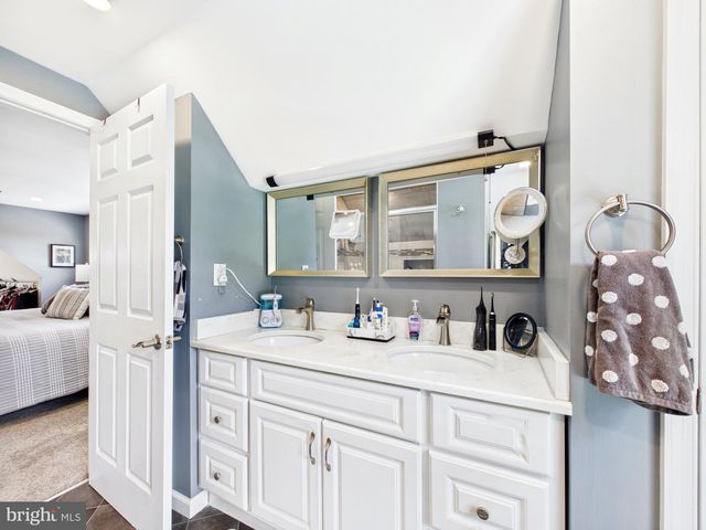 26285 BROADKILL RD, Milton, DE 19968