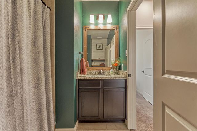 8884 Oval Glass Street, Conroe, TX 77304
