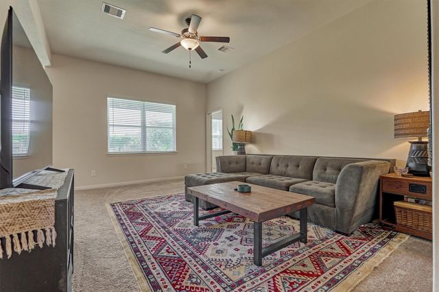 8884 Oval Glass Street, Conroe, TX 77304