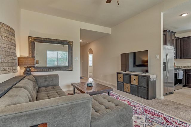 8884 Oval Glass Street, Conroe, TX 77304