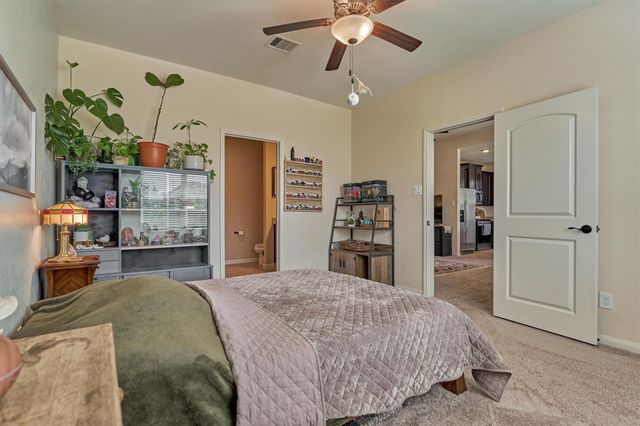 8884 Oval Glass Street, Conroe, TX 77304