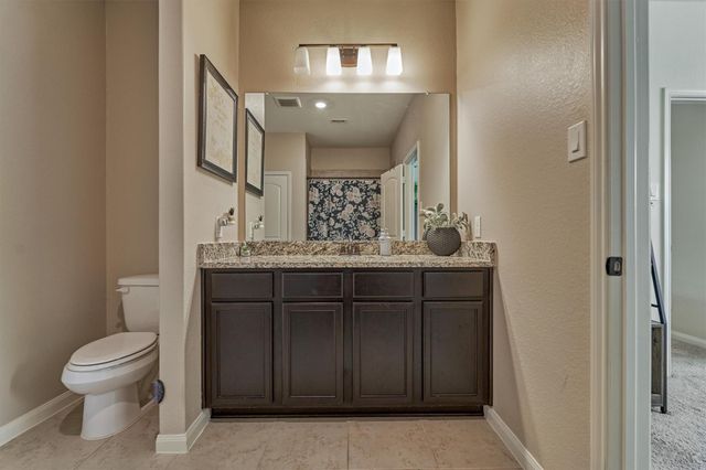 8884 Oval Glass Street, Conroe, TX 77304
