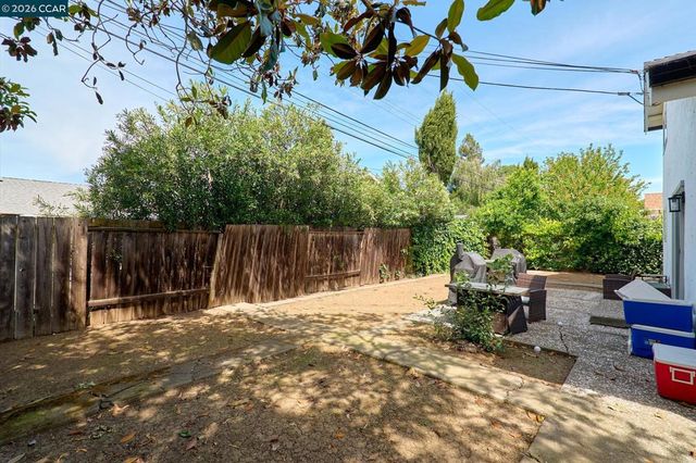 3367 Benton St, Concord, CA 94519