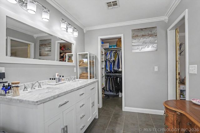 1115 Hickory Hill Road, Sapulpa, OK 74066