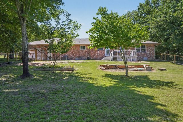 1115 Hickory Hill Road, Sapulpa, OK 74066