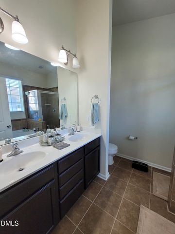 7221 Terregles, Raleigh, NC 27617
