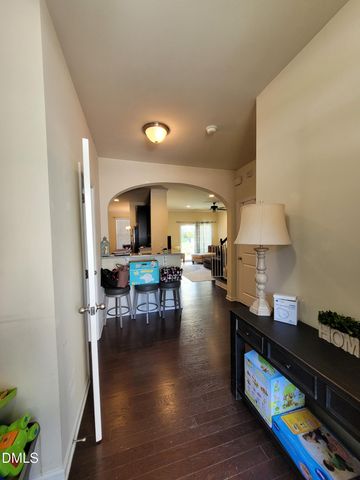 7221 Terregles, Raleigh, NC 27617