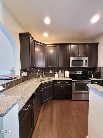 7221 Terregles, Raleigh, NC 27617