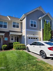 7221 Terregles, Raleigh, NC 27617