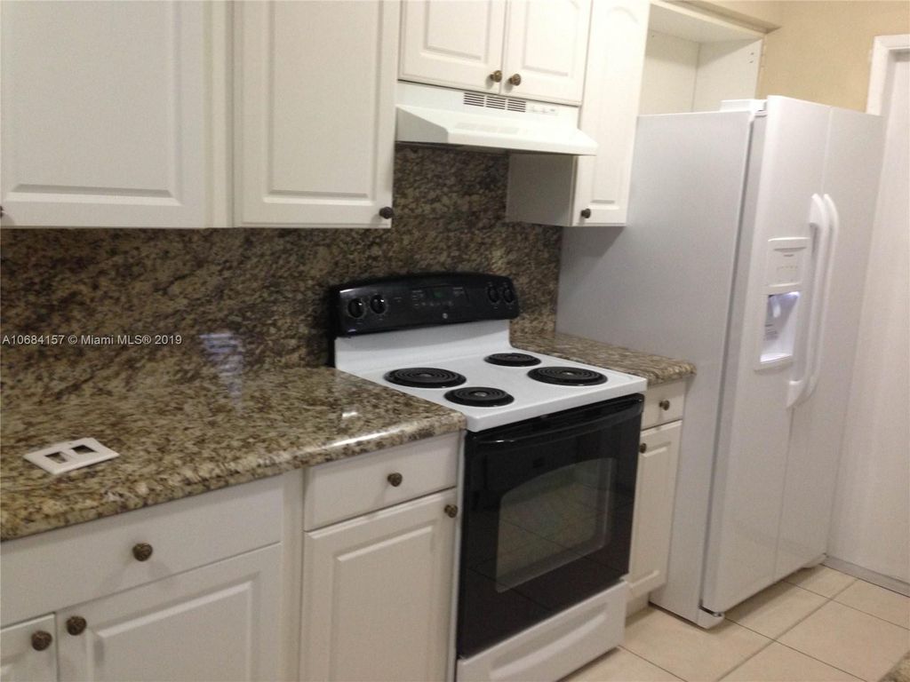 1325 SE 1st Ter, Deerfield Beach, FL 33441