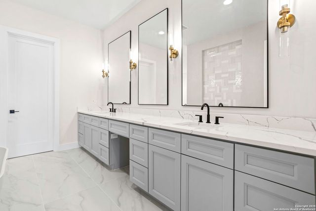 169 Westcourt, San Antonio, TX 78257