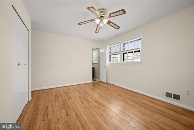 11828 ENID DR, Potomac, MD 20854