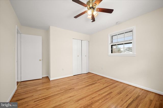 11828 ENID DR, Potomac, MD 20854