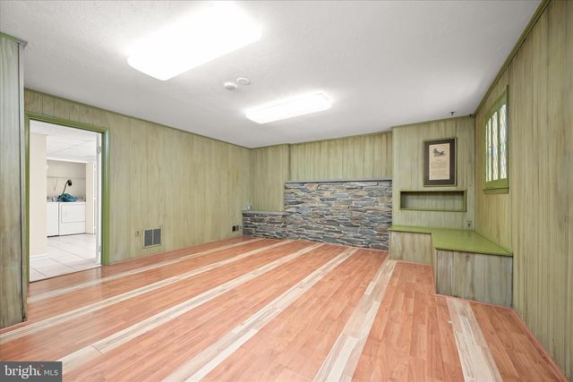 11828 ENID DR, Potomac, MD 20854