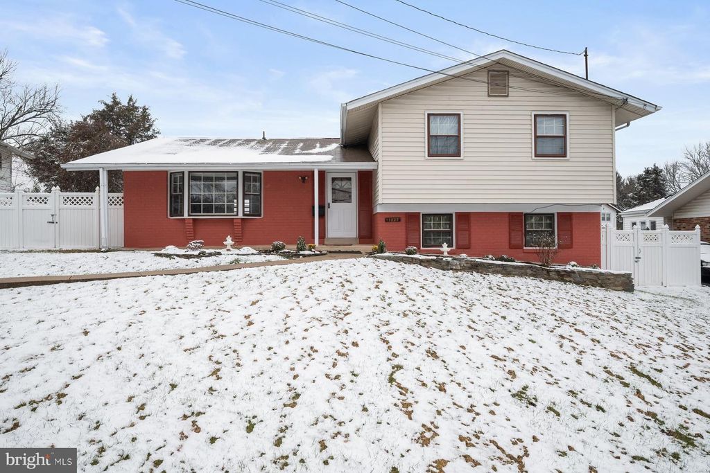 11828 ENID DR, Potomac, MD 20854