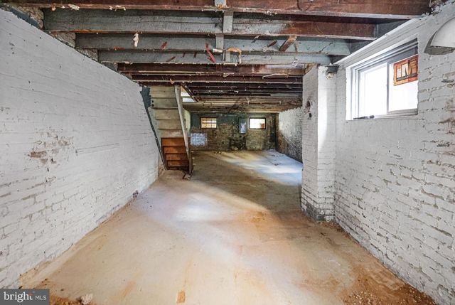 2114 4TH ST NE, Washington, DC 20002