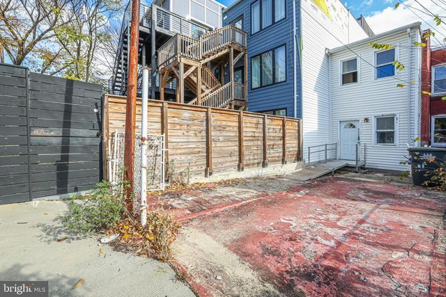 2114 4TH ST NE, Washington, DC 20002