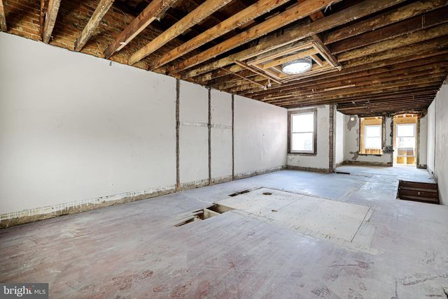 2114 4TH ST NE, Washington, DC 20002