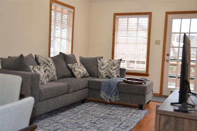 6507 Morningside Drive Upstairs, Houston, TX 77030