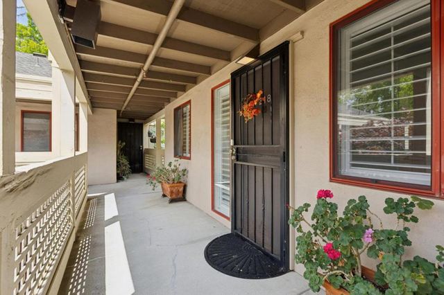 443 Alberto Way B218, Los Gatos, CA 95032