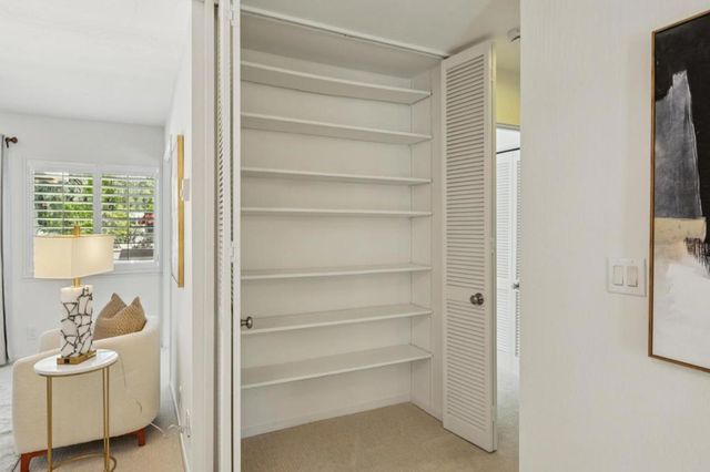 443 Alberto Way B218, Los Gatos, CA 95032