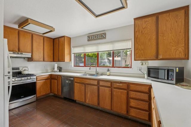 443 Alberto Way B218, Los Gatos, CA 95032