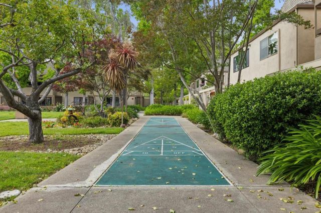 443 Alberto Way B218, Los Gatos, CA 95032