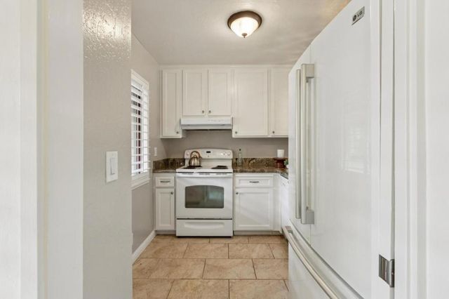443 Alberto Way B218, Los Gatos, CA 95032