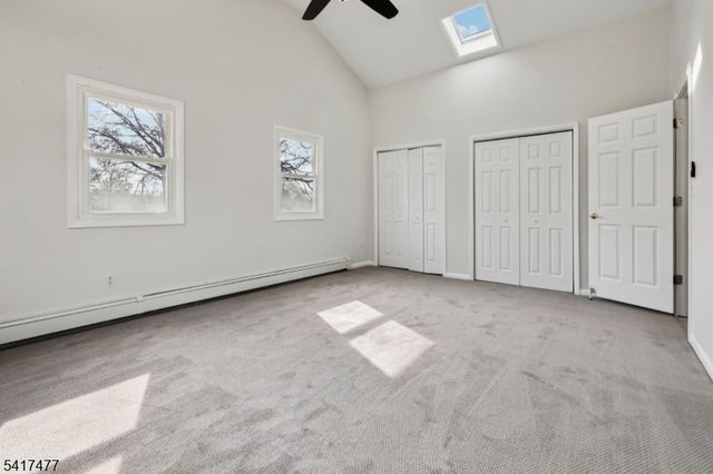 5 Reaville Ct, Parsippany-troy Hills Twp., NJ 07054