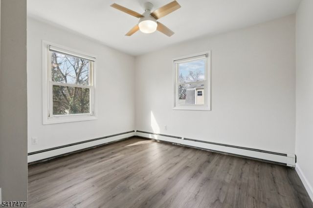 5 Reaville Ct, Parsippany-troy Hills Twp., NJ 07054