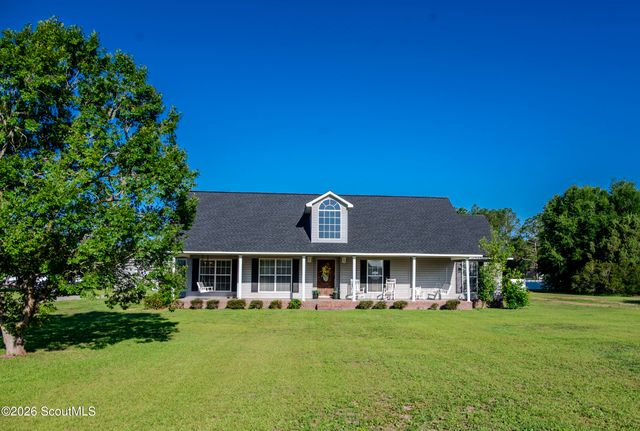 5625 Wooddell Drive, Waycross, GA 31503