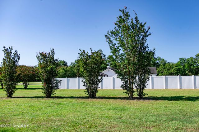 5625 Wooddell Drive, Waycross, GA 31503