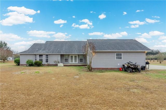 5625 Wooddell Drive, Waycross, GA 31503
