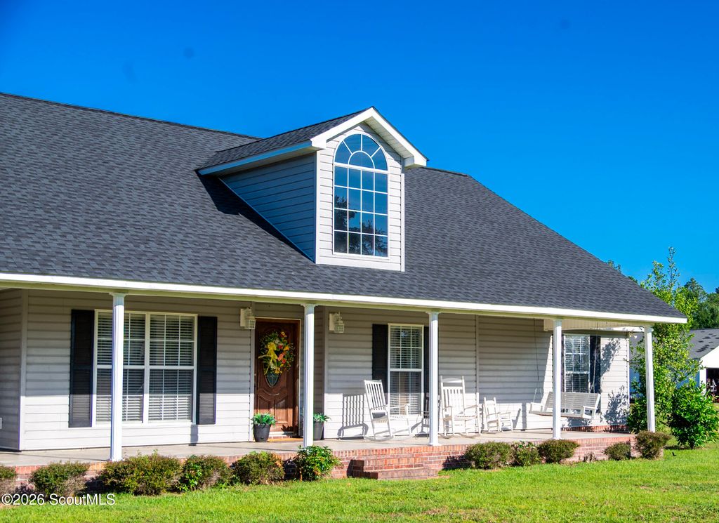 5625 Wooddell Drive, Waycross, GA 31503
