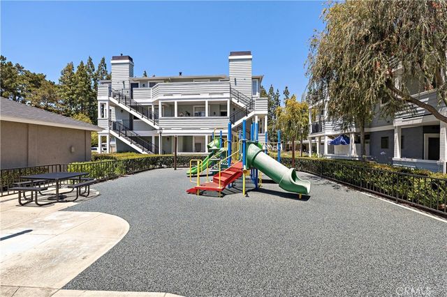23412 Pacific Park 17k, Aliso Viejo, CA 92656