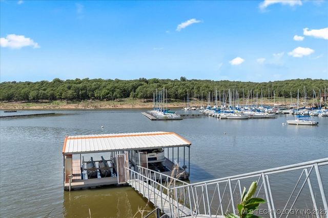 31 Sunset Drive, Sand Springs, OK 74063