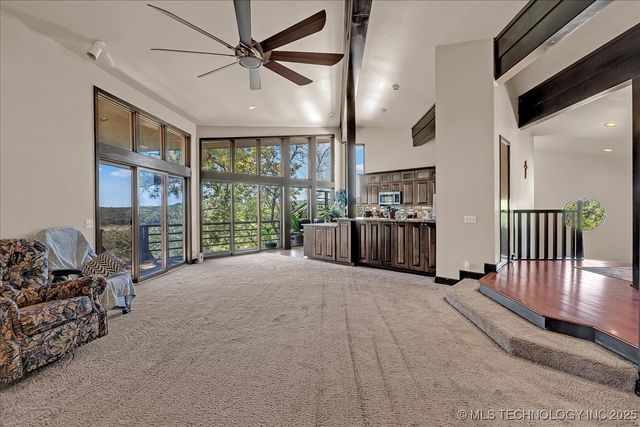 31 Sunset Drive, Sand Springs, OK 74063