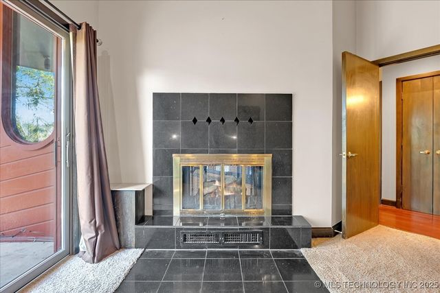 31 Sunset Drive, Sand Springs, OK 74063