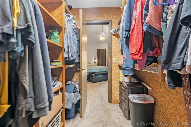 31 Sunset Drive, Sand Springs, OK 74063