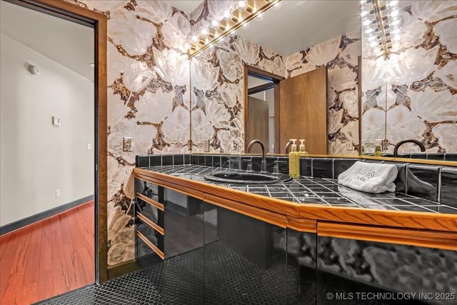 31 Sunset Drive, Sand Springs, OK 74063