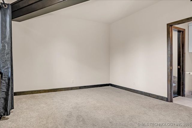 31 Sunset Drive, Sand Springs, OK 74063