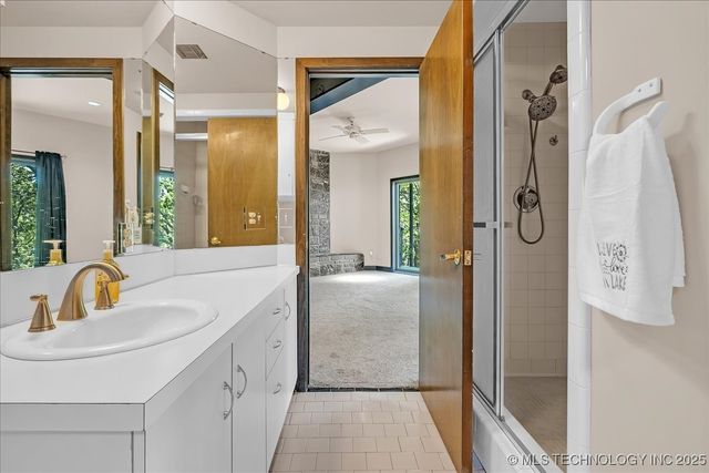 31 Sunset Drive, Sand Springs, OK 74063