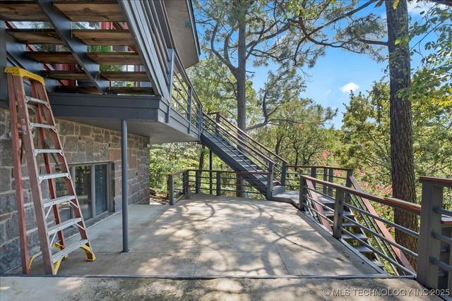 31 Sunset Drive, Sand Springs, OK 74063