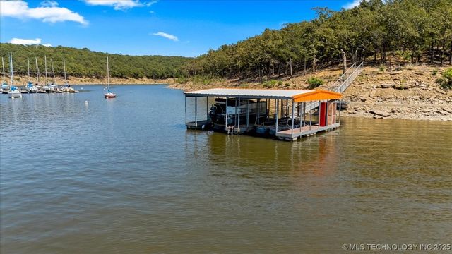 31 Sunset Drive, Sand Springs, OK 74063