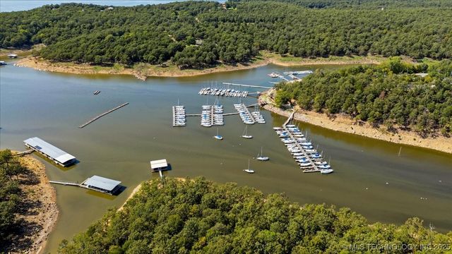 31 Sunset Drive, Sand Springs, OK 74063